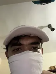 TitanBulk1999 webcam model stream image