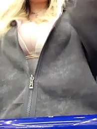 Bondgirl_013 webcam model stream image