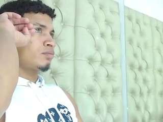 littlehornny webcam model stream image