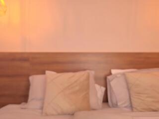 Zara Bliss webcam model stream image