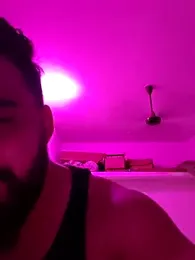 Yourguys21 webcam model stream image