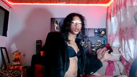 Maidi_ webcam model stream image