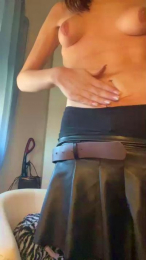 Tinatamiso webcam model stream image