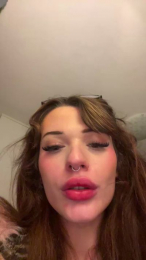 Tinatamiso webcam model stream image