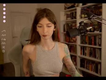 loony_moony webcam model stream image