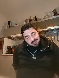 bear_skinny webcam model stream image