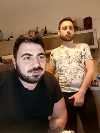 bear_skinny webcam model stream image