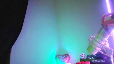 GuyST webcam model stream image