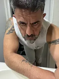 wolfbucker webcam model stream image