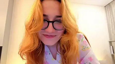 willow_bloom webcam stripchat model stream image