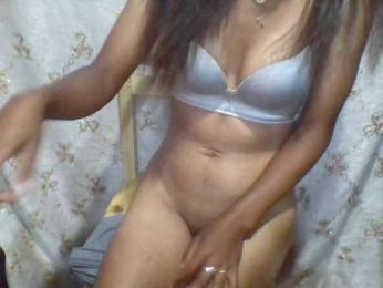 Nina-001 webcam model stream image