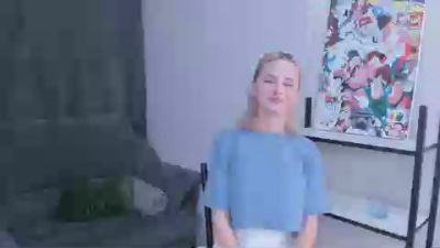 LucreciaGrisson webcam cam4 model stream image