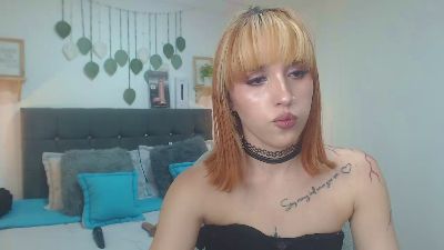 Zohet_kriss webcam model stream image