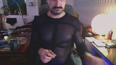 tom0819 webcam model stream image
