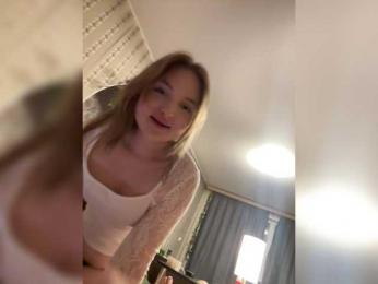 Arinkaaaa webcam model stream image