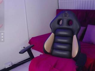Andromeda Cute webcam model stream image