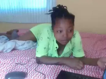 Shash-love webcam model stream image