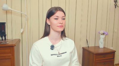 AlbertaHelley webcam model stream image