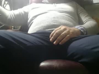 marrieddad19751975 webcam model stream image