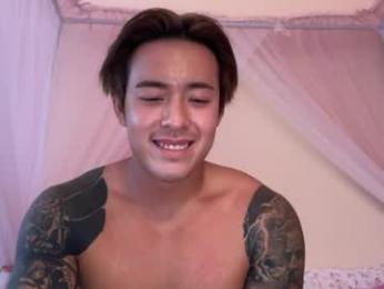 tituslow webcam model stream image