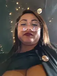 Oryk___ webcam model stream image