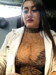 Oryk___ webcam model stream image