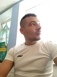 Zoltanioan26 webcam model stream image