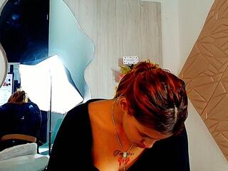 Zara Rousse webcam model stream image