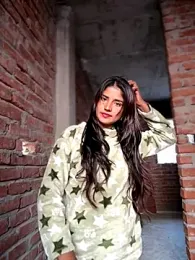 4U143 webcam model stream image