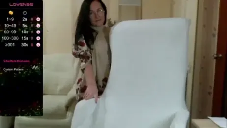 Alma44 webcam model stream image