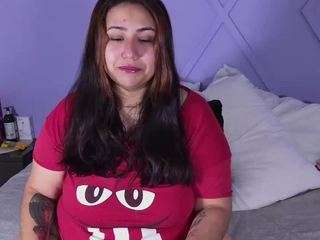 emmajohnss webcam camsoda model stream image