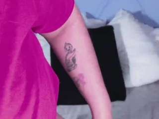 emmajohnss webcam model stream image