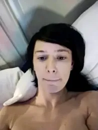 GardenGirl00 webcam model stream image