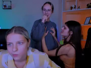 lizzie_boom webcam model stream image