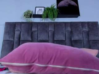 dulceaurora1 webcam model stream image