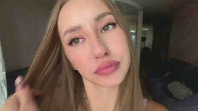 NevaMunnell webcam model stream image