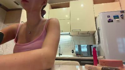 NevaMunnell webcam model stream image