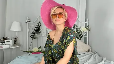 SakuFox webcam model stream image