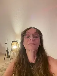 Chris06d22@xh webcam model stream image