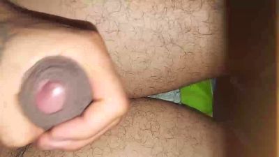 ChillWithAndrew webcam model stream image