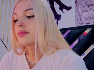 sofiapink webcam camsoda model stream image