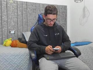 Calvin Hunter webcam model stream image