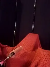 april_show_her webcam model stream image