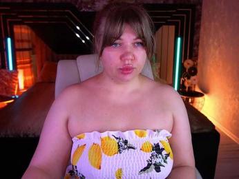 LyalyaPiska webcam model stream image