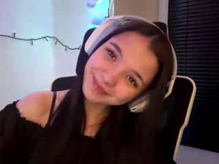 camillemoreau webcam model stream image