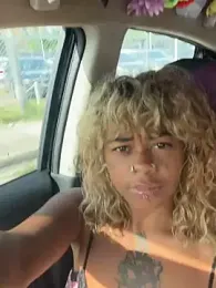 naturebaby webcam model stream image