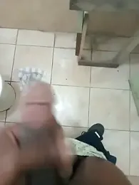 mario0212 webcam model stream image