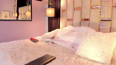 melody-rouss webcam model stream image