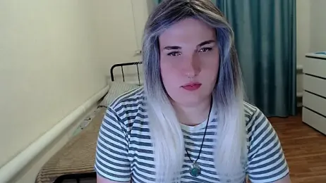 EvaMiron webcam model stream image