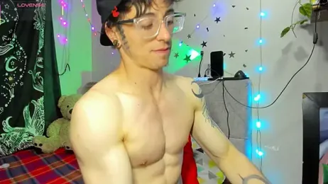 puepleholly webcam model stream image